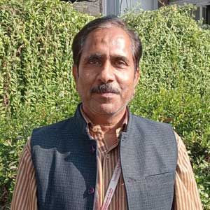 Hashim khan